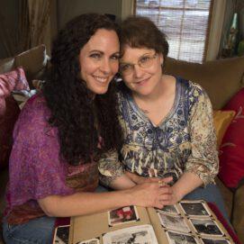 Sisters Connect with 23andMe